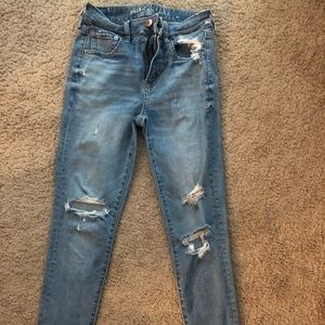 American Eagle high rise jegging. Size 6 short
